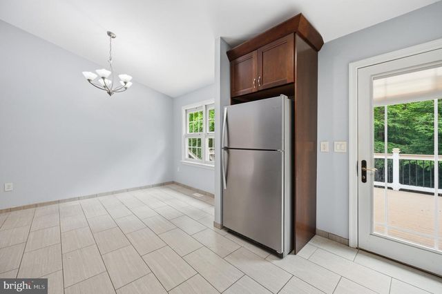 8915 HELEN ST, Manassas, VA 20112