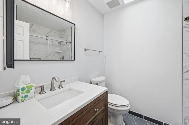 8915 HELEN ST, Manassas, VA 20112