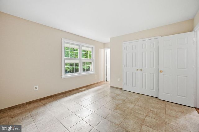 8915 HELEN ST, Manassas, VA 20112