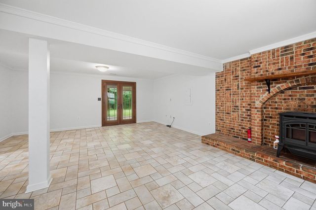 8915 HELEN ST, Manassas, VA 20112