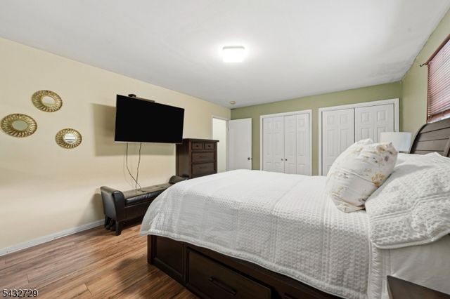 22 Federal Hill Rd, Pompton Lakes Boro, NJ 07442