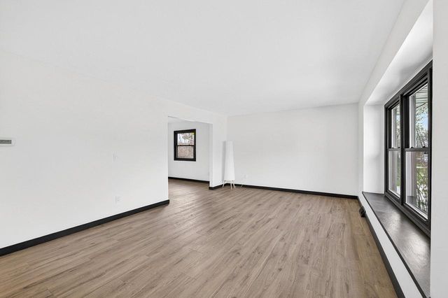 20335 Yorktown COURT, Brookfield, WI 53045