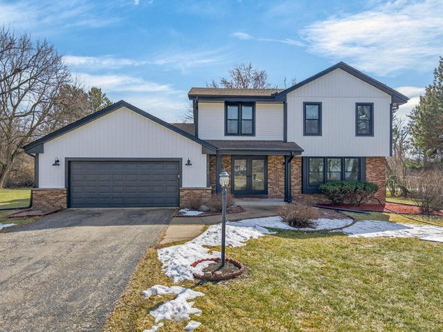 20335 Yorktown COURT, Brookfield, WI 53045