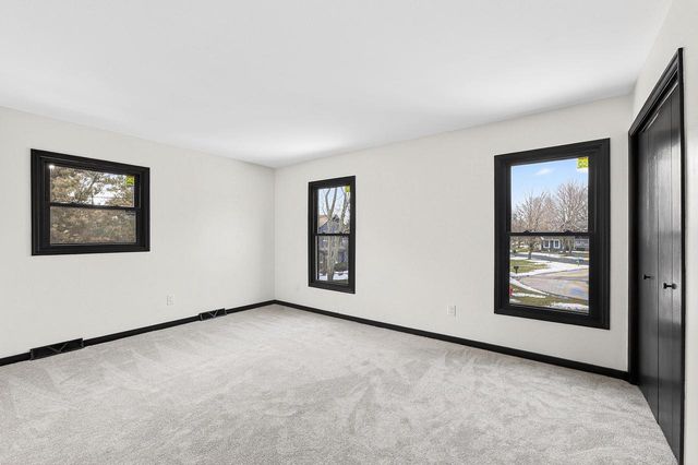 20335 Yorktown COURT, Brookfield, WI 53045