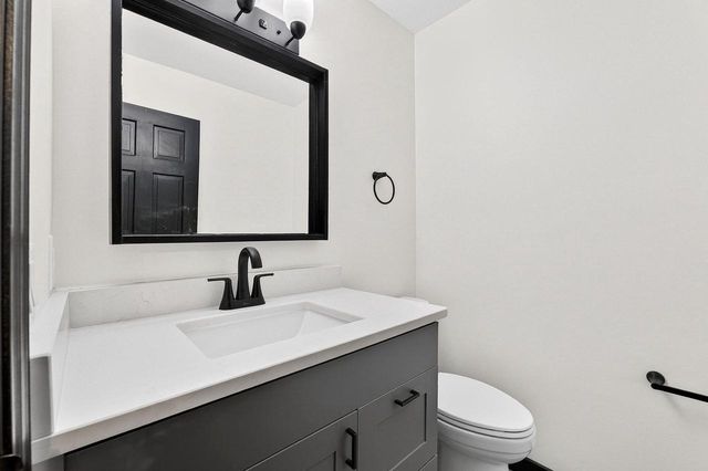 20335 Yorktown COURT, Brookfield, WI 53045