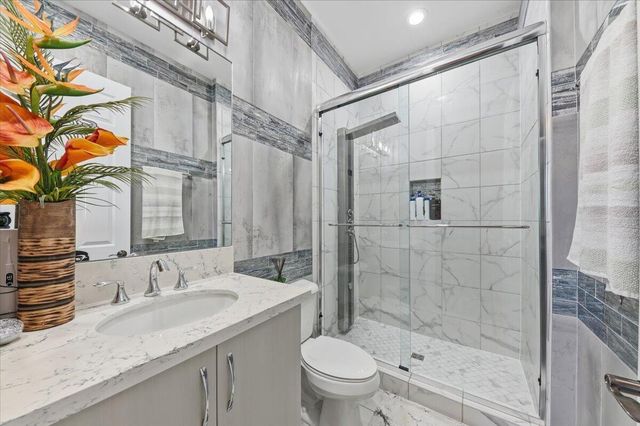 9769 Bozzano Drive, Delray Beach, FL 33446