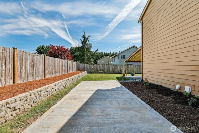 6404 35th Street NE, Marysville, WA 98270