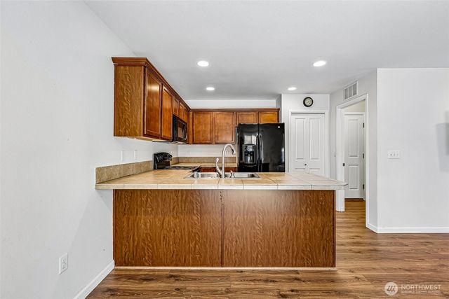 6404 35th Street NE, Marysville, WA 98270