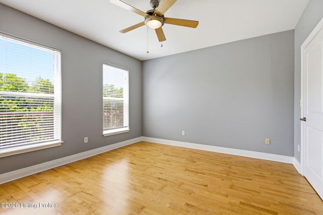 2411 Brownsboro Rd 301, Louisville, KY 40206