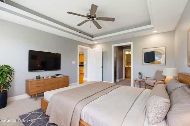 2411 Brownsboro Rd 301, Louisville, KY 40206