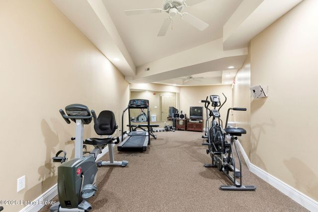 2411 Brownsboro Rd 301, Louisville, KY 40206