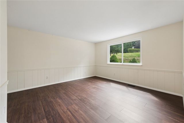200 Duquesne, Plum Boro, PA 15068