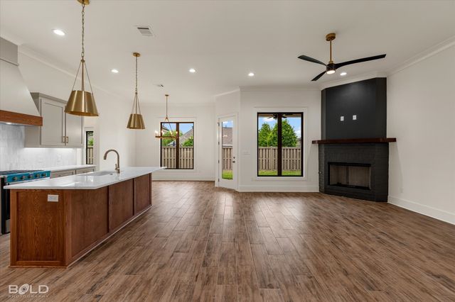 449 Stacey Lane, Bossier City, LA 71111