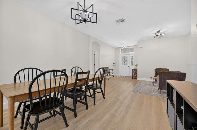 1438 EMERALD HILL WAY, Valrico, FL 33594