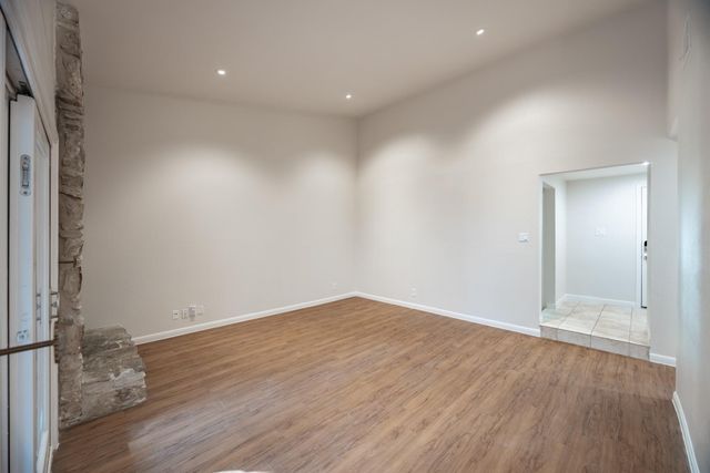 1101 Milford WAY 1, Austin, TX 78745