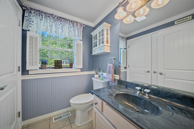 48 Cottonwood Drive, Dover, NH 03820