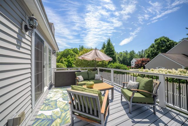 48 Cottonwood Drive, Dover, NH 03820