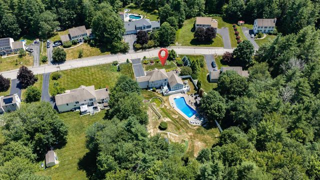 48 Cottonwood Drive, Dover, NH 03820