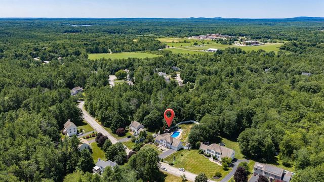 48 Cottonwood Drive, Dover, NH 03820