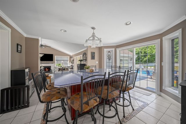 48 Cottonwood Drive, Dover, NH 03820