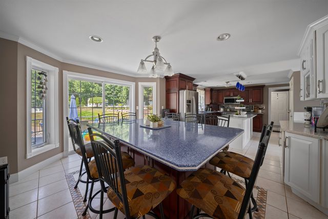 48 Cottonwood Drive, Dover, NH 03820