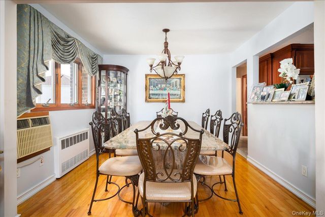 242 Seidman Place, Franklin Square, NY 11010