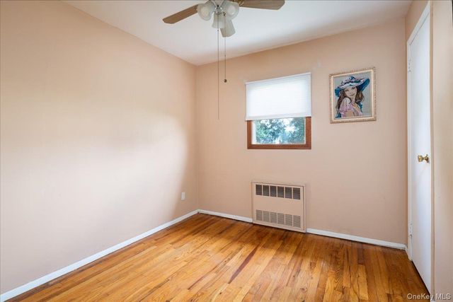 242 Seidman Place, Franklin Square, NY 11010