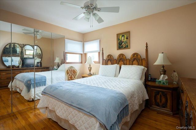 242 Seidman Place, Franklin Square, NY 11010