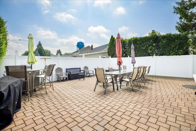 242 Seidman Place, Franklin Square, NY 11010