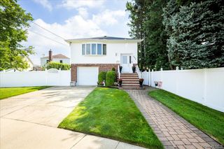242 Seidman Place, Franklin Square, NY 11010