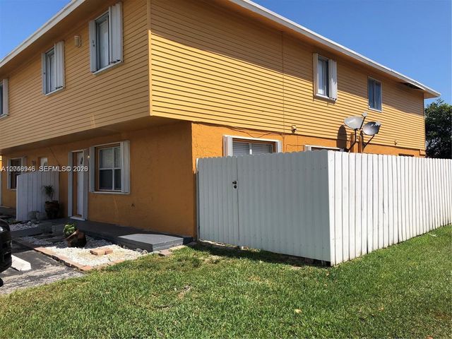 43 NE 12th Avenue 43, Homestead, FL 33030