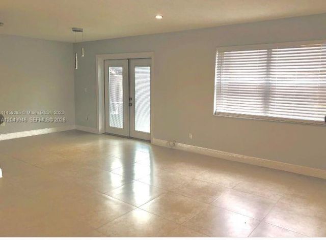 43 NE 12th Avenue 43, Homestead, FL 33030
