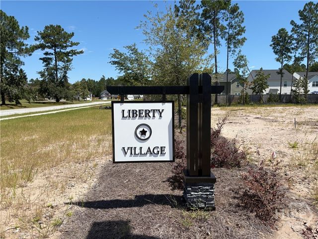 122 Simms Way, Hinesville, GA 31313