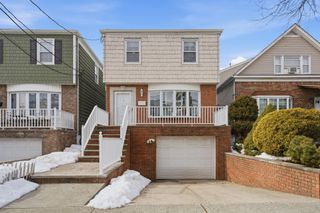 141 KENNEDY BLVD, Bayonne, NJ 07002