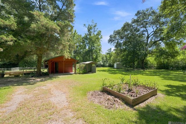 24762 La Hwy 1032, Denham Springs, LA 70726