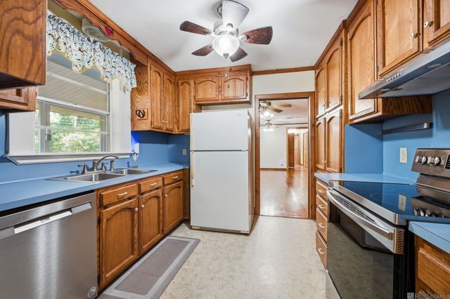 24762 La Hwy 1032, Denham Springs, LA 70726