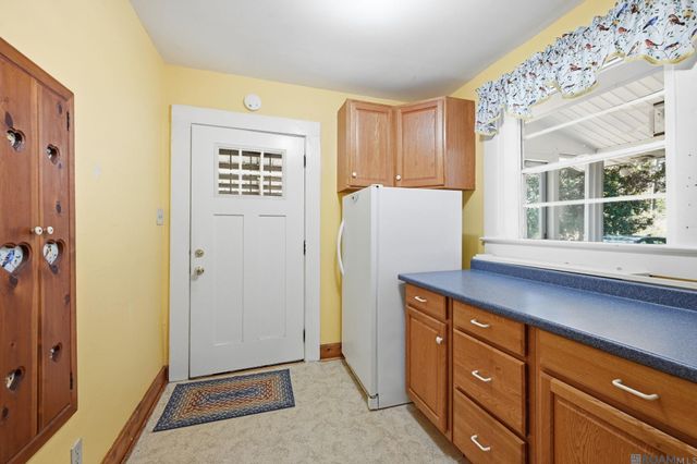 24762 La Hwy 1032, Denham Springs, LA 70726