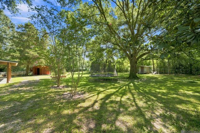 24762 La Hwy 1032, Denham Springs, LA 70726