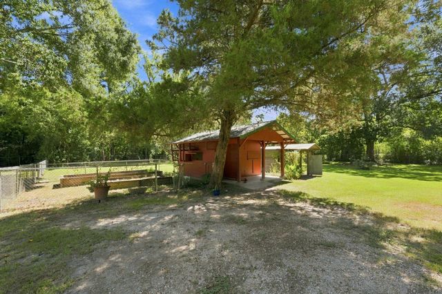 24762 La Hwy 1032, Denham Springs, LA 70726