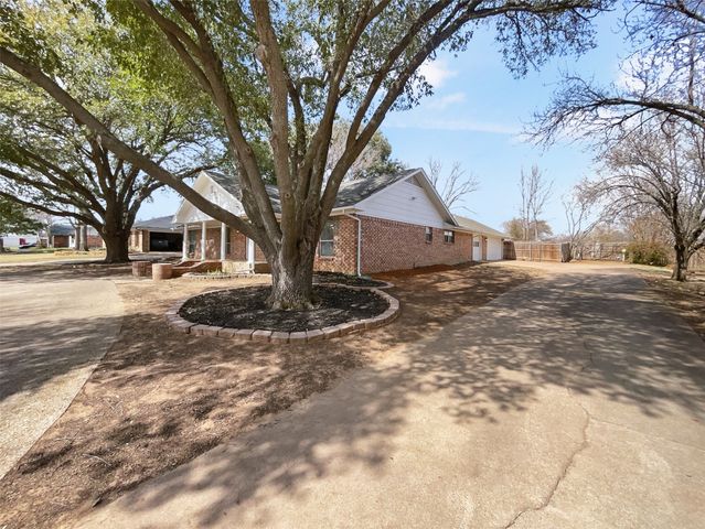 1242 Laguna Vista Way, Grapevine, TX 76051
