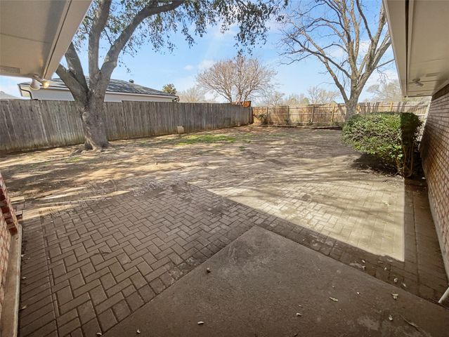 1242 Laguna Vista Way, Grapevine, TX 76051