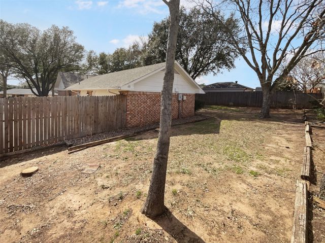 1242 Laguna Vista Way, Grapevine, TX 76051