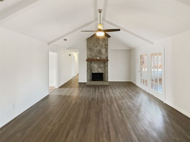1242 Laguna Vista Way, Grapevine, TX 76051