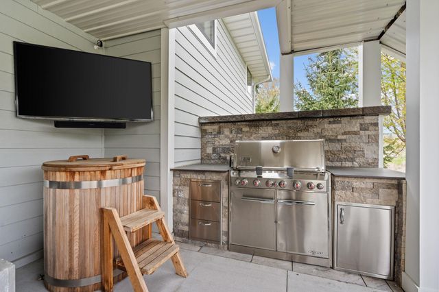 2575 123rd Court NE, Blaine, MN 55449