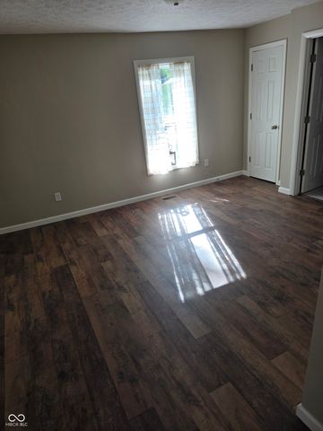 314 W Main Street, Mooresville, IN 46158