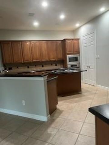 8440 Majestic Lake Court, Montgomery, TX 77316