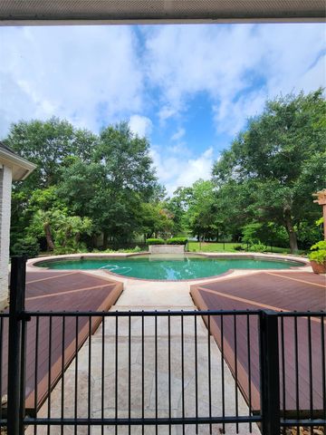 8440 Majestic Lake Court, Montgomery, TX 77316