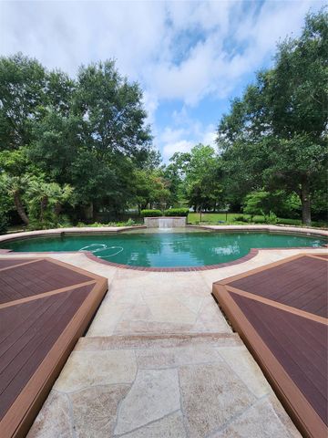 8440 Majestic Lake Court, Montgomery, TX 77316