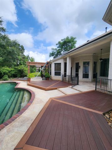 8440 Majestic Lake Court, Montgomery, TX 77316