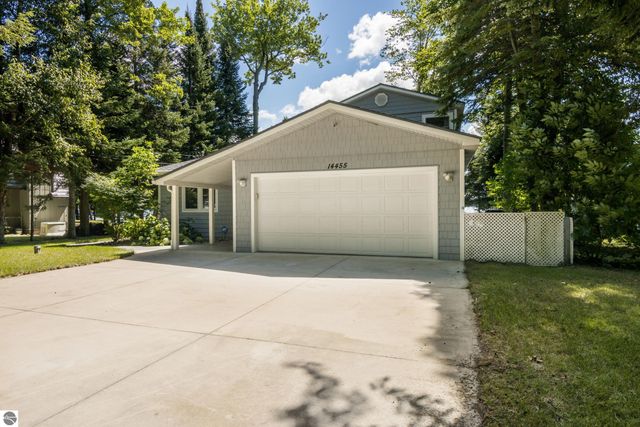 14455 Birch Point Drive, Kewadin, MI 49648